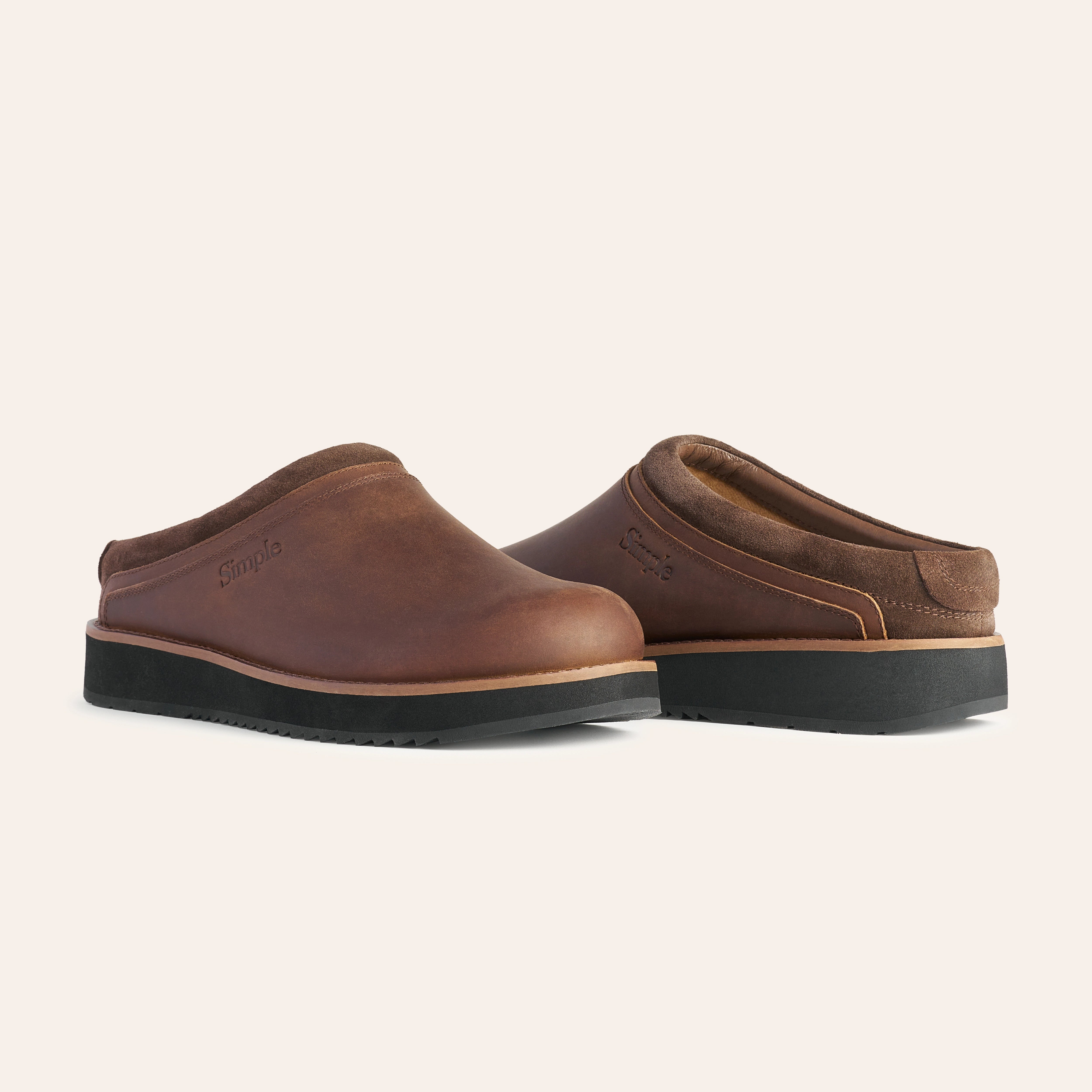 Simple Classic Clog Side Profile Image