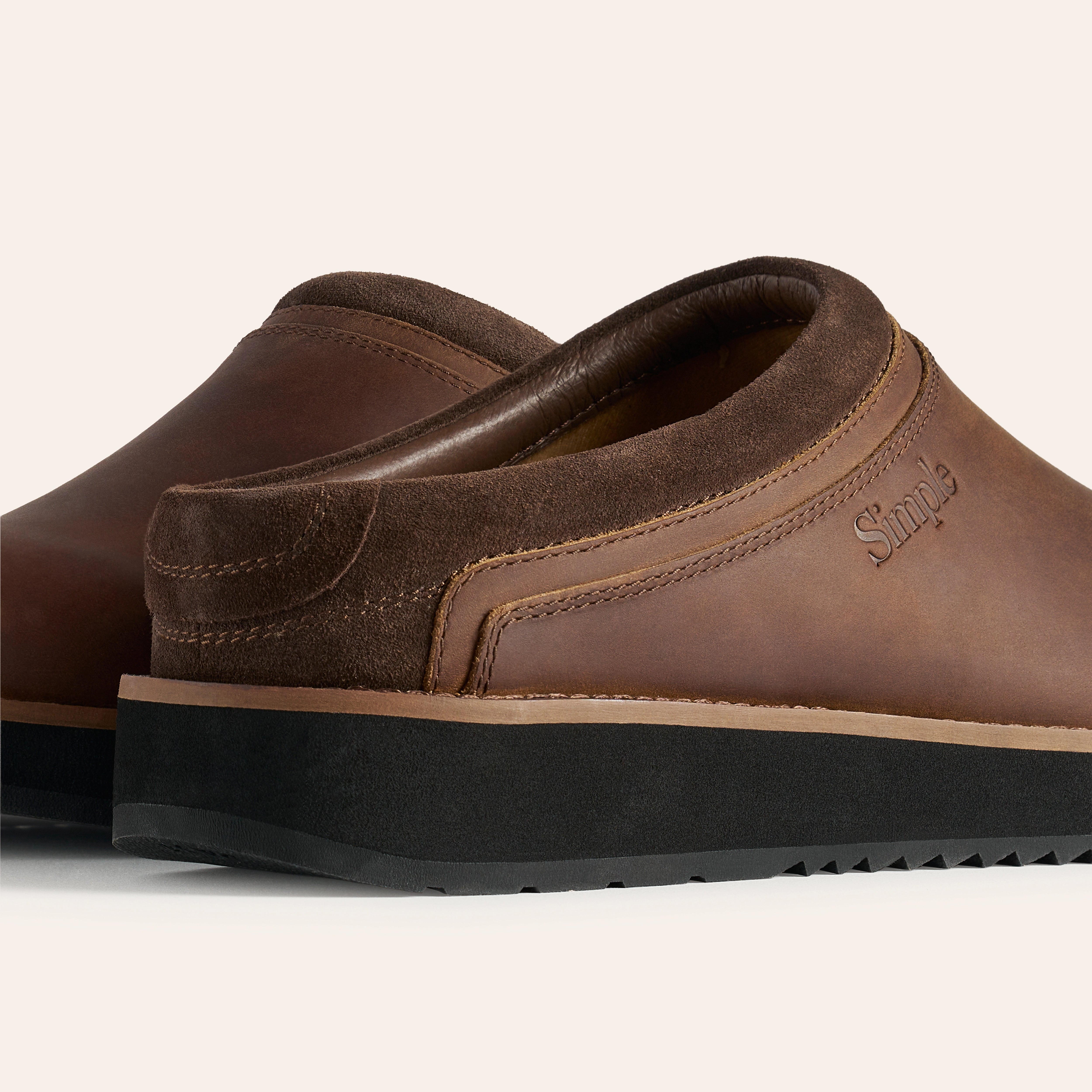 Simple Classic Clog Back Image