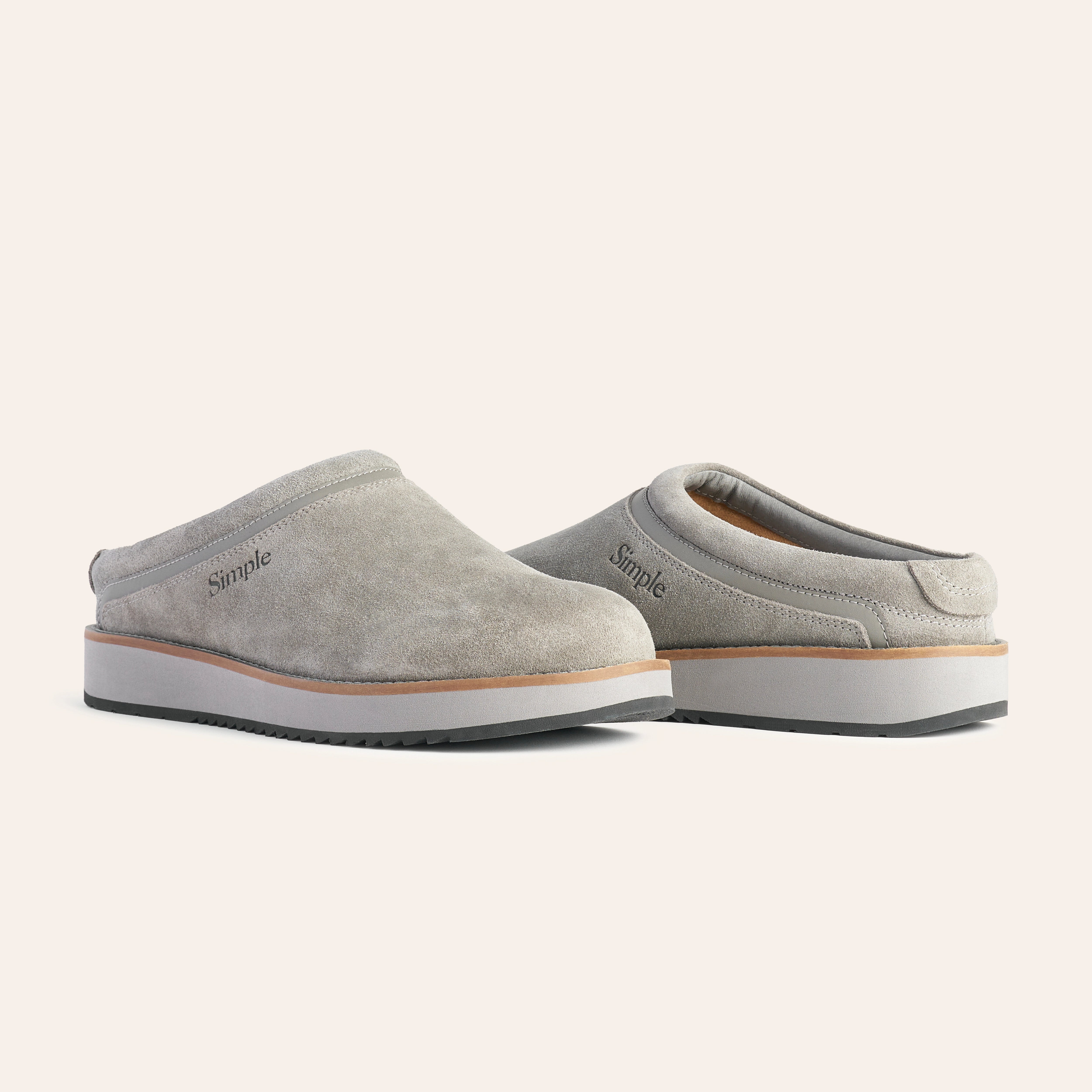 Simple Classic Clog Side Profile Image